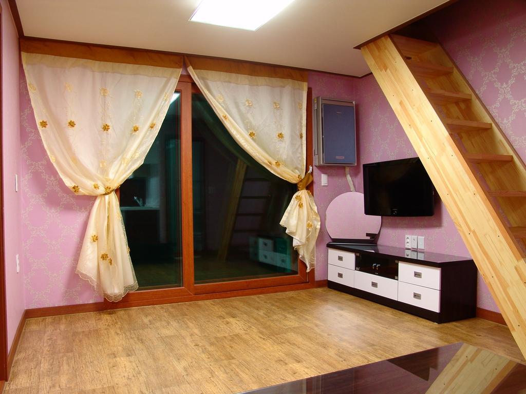 Yongdu Beach Pension 보령 외부 사진